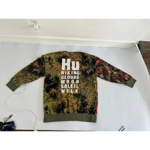 Adidas Sweatshirt Mens XL  Pharrell Williams Camo Print Crewneck - Picture 2 of 16